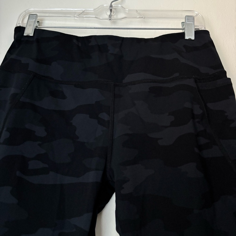 Sweaty Betty Power 7/8 Gym Leggings in Ultra Black Camo Print Size US 12 Active - Picture 4 of 13